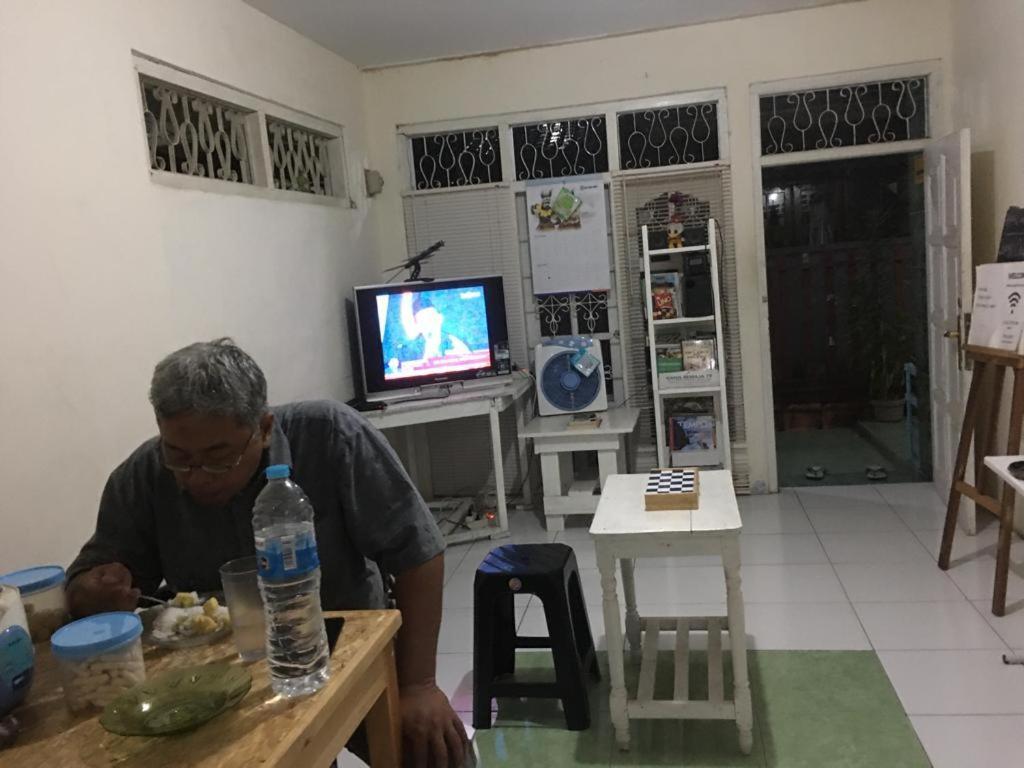 Penginapan Gang Remaja 19 *